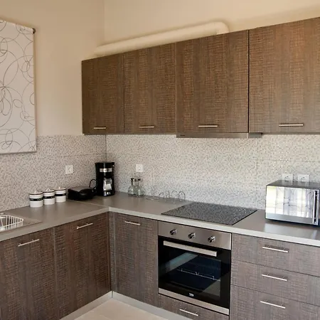 منزل ريفي Eco Villas دياكوبتو